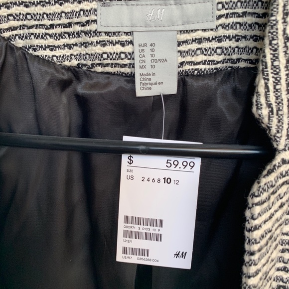 Blazer - Picture 2 of 3